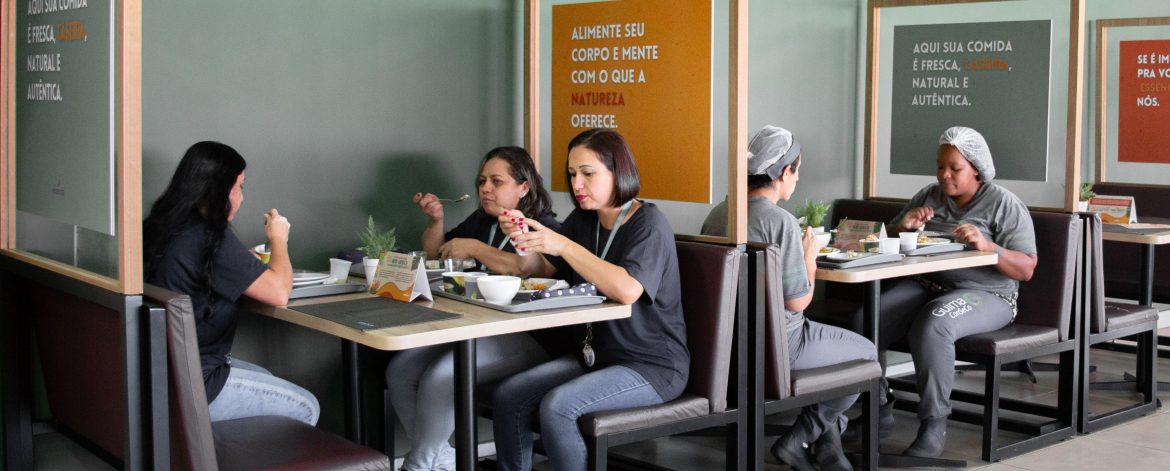 1729867665_08994b_como_manter_uma_dieta_saudvel_comendo_diariamente_no_restaurante_corporativo 1729867665_08994b_como_manter_uma_dieta_saudvel_comendo_diariamente_no_restaurante_corporativo